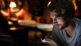 mymastercard-mobilephone-stagestatic